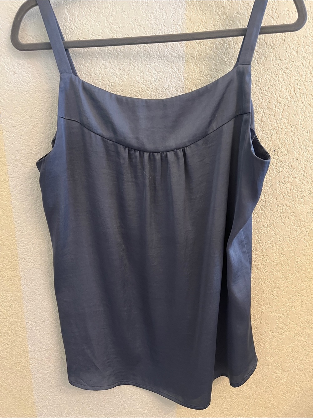 Sleeveless  Ruffle Front Women's Top - Picture 4 of 4